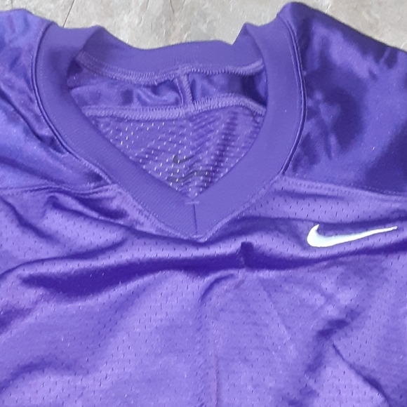 Purple Nike football Jersey! - Picture 8 of 12